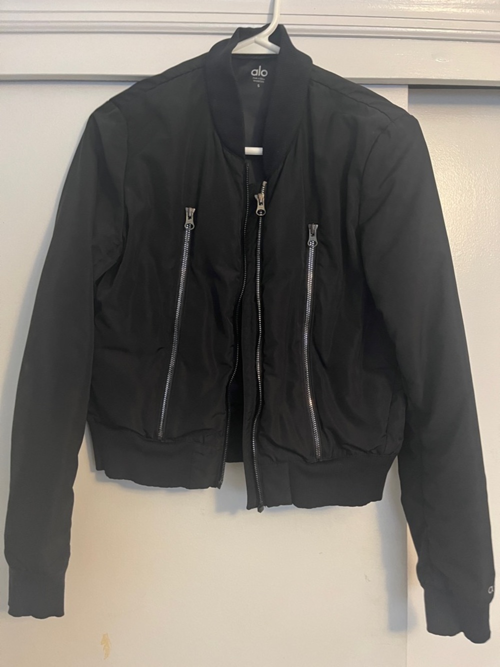 Alo Lightweight Black Bomber Jacket with Zip Pockets